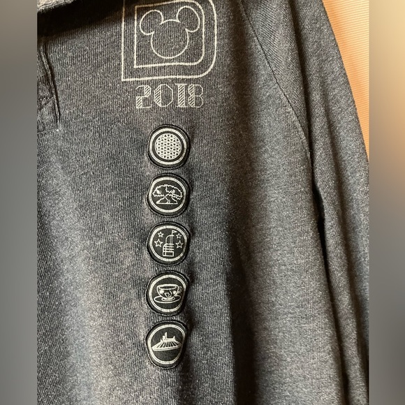 Disney parks sweater - Picture 4 of 7